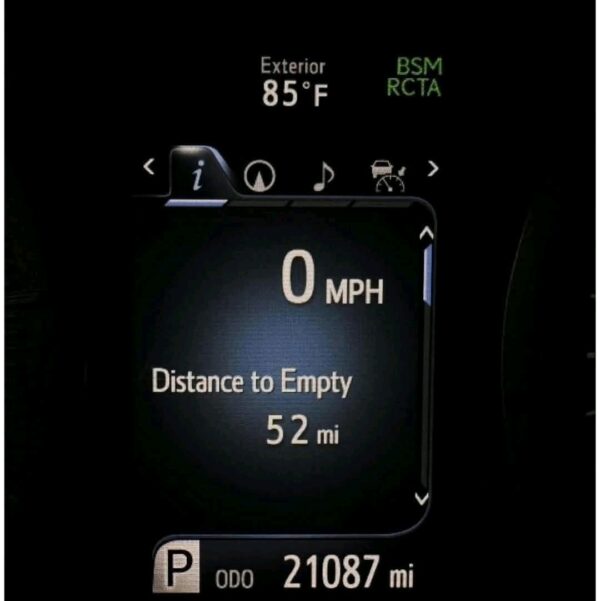 2020 Toyota Sienna XLE - Image 5
