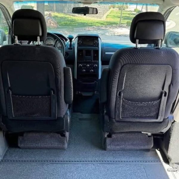 2010 Dodge Grand Caravan SE - Image 4