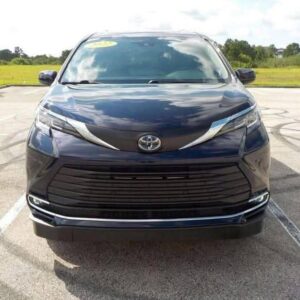 2022 Toyota Sienna XLE FWD