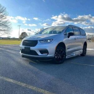 2024 Chrysler Pacifica